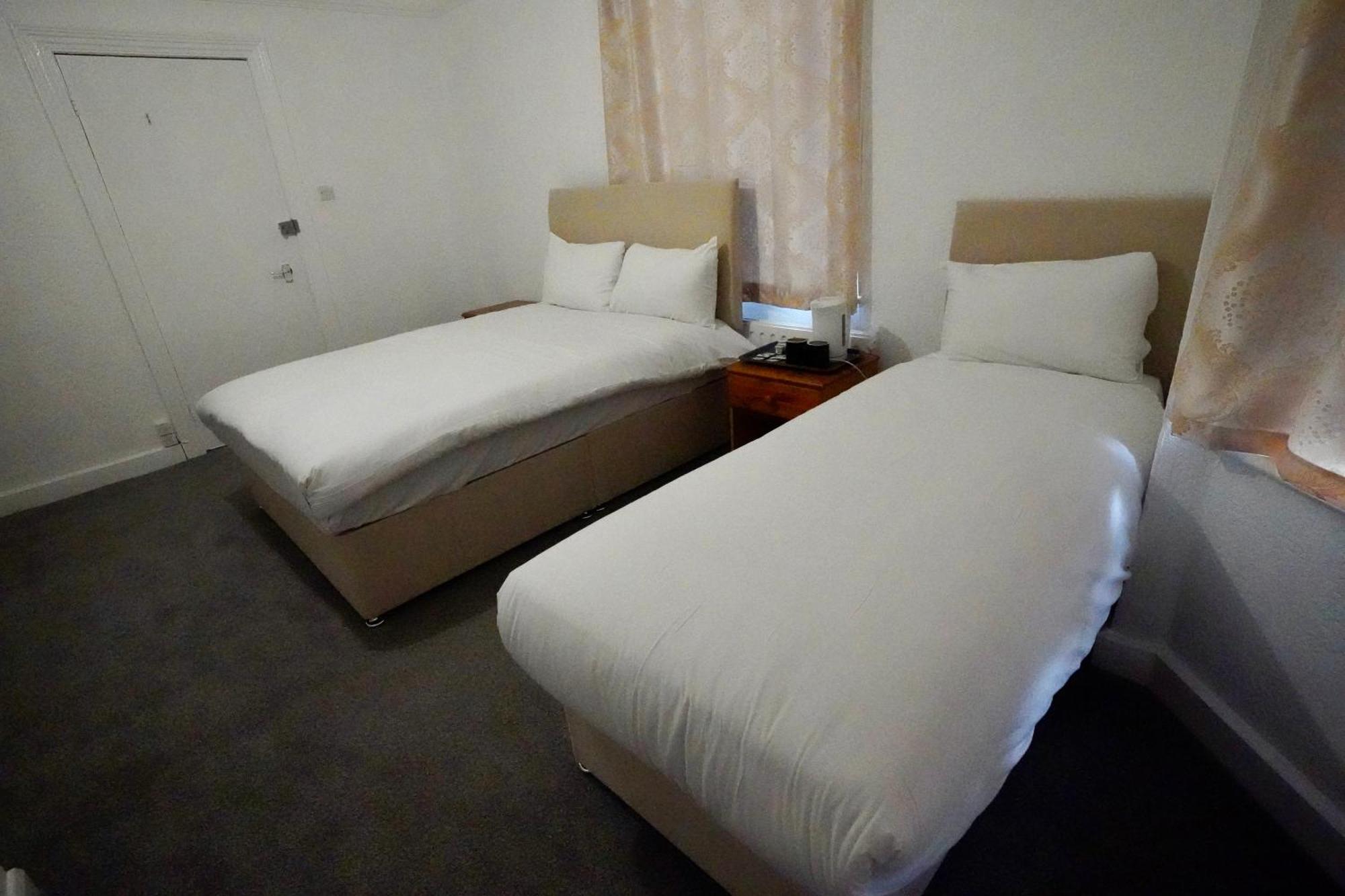 Gatwick Birchwood Lodge With Holiday Parking Хорли Экстерьер фото