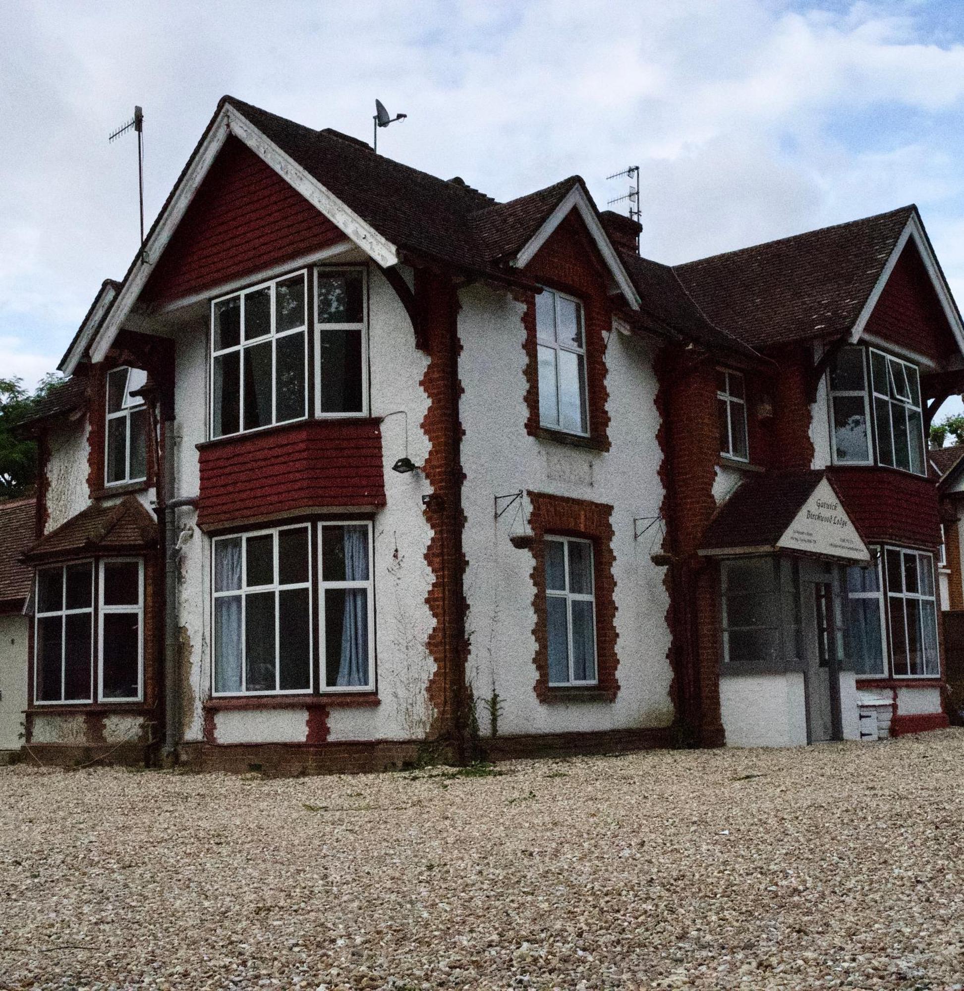 Gatwick Birchwood Lodge With Holiday Parking Хорли Экстерьер фото