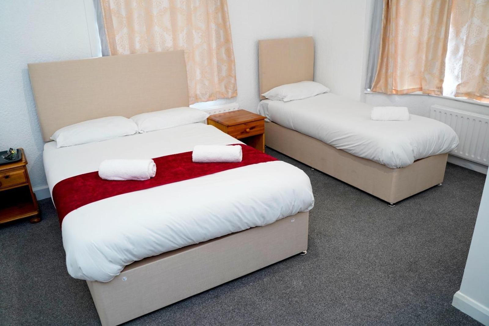 Gatwick Birchwood Lodge With Holiday Parking Хорли Экстерьер фото